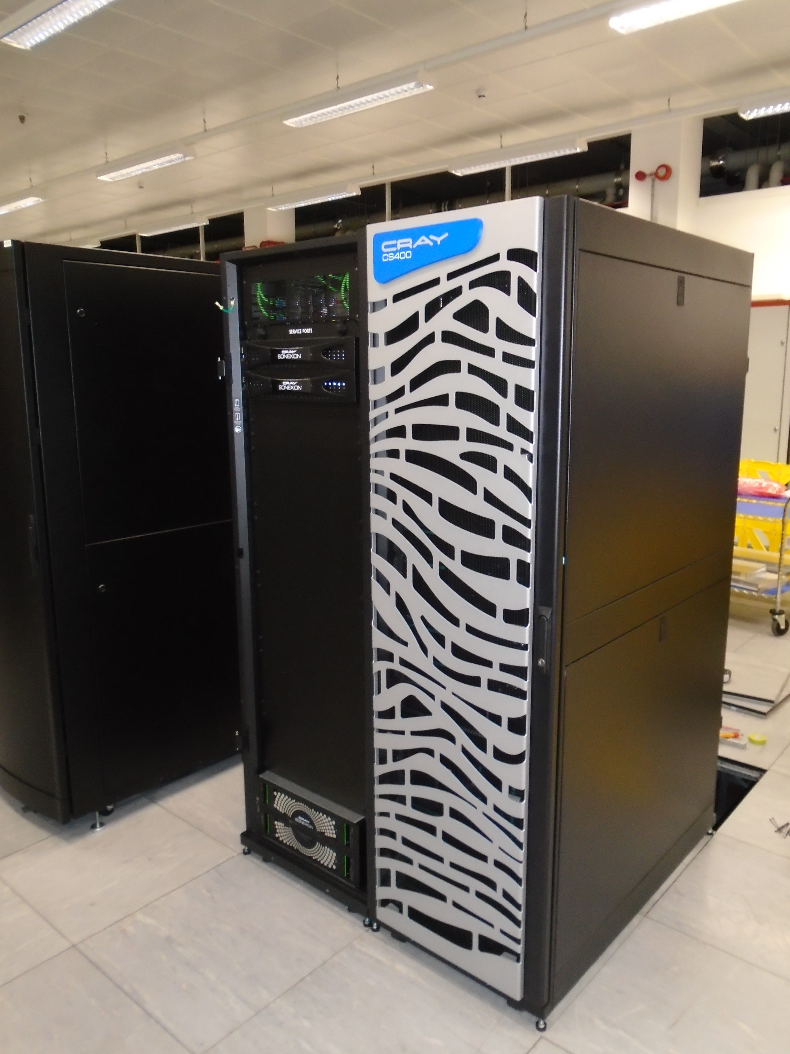 Supercomputer Isambard delivery to Met Office