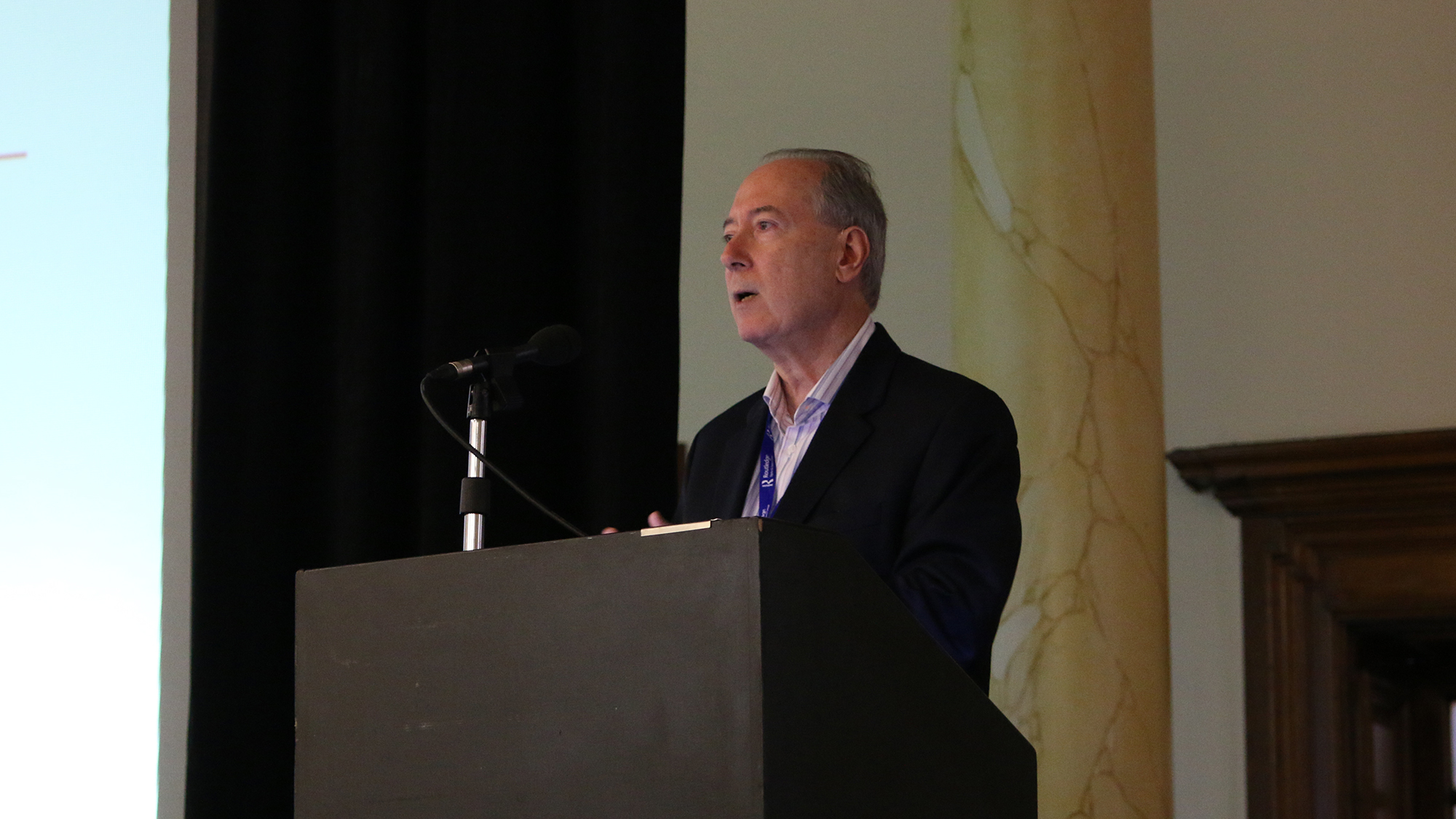 news3.jpg Professor Dan Gillmor