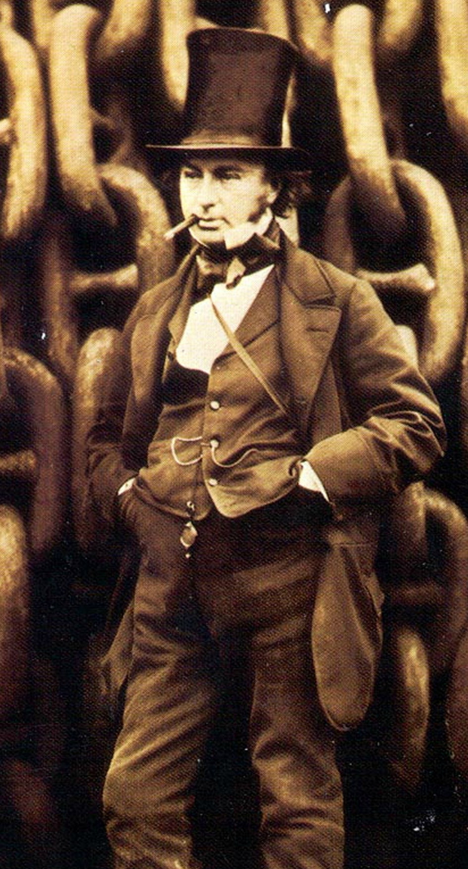 Brunel in front of chains